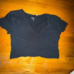 PacSun Elegant Black V-Neck Crop Top